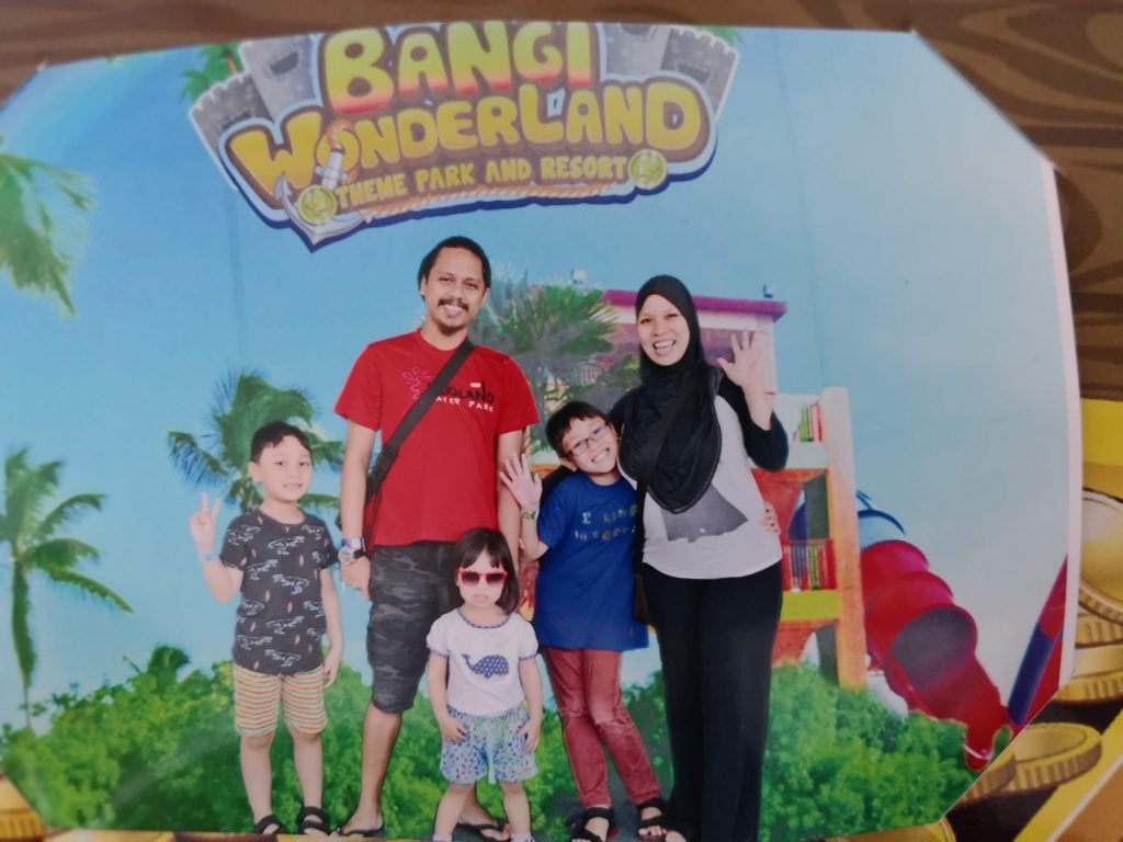 bangi wonderland themepark and resort review