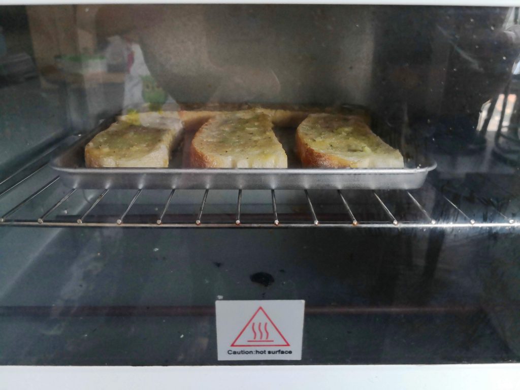 garlic bread cheese toasties recipe