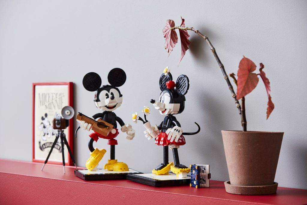 LEGO Disney Mickey Mouse and Minnie Mouse Buildable Characters malaysia