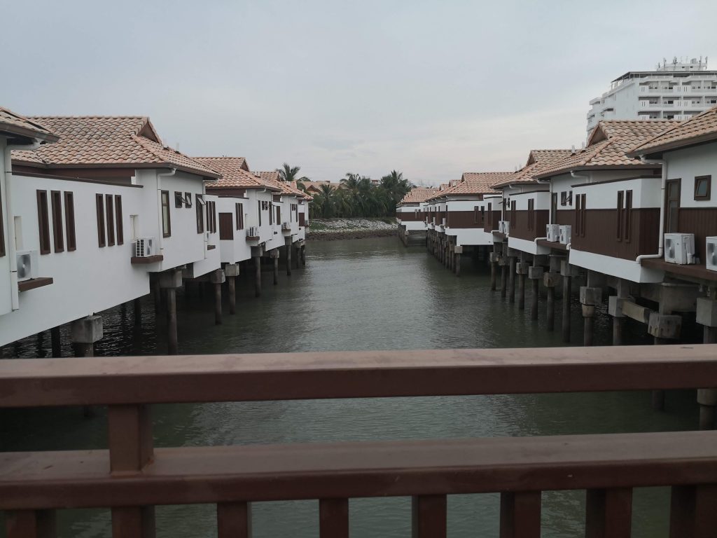 grand lexis port dickson review